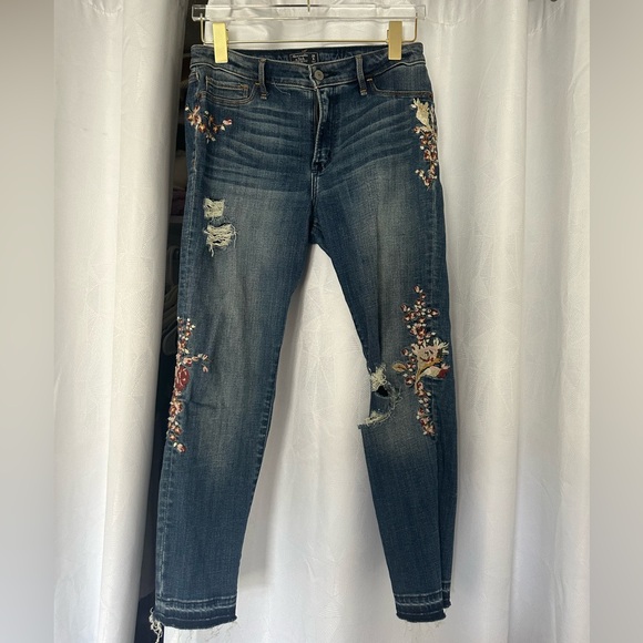 Abercrombie jeans - Picture 1 of 7